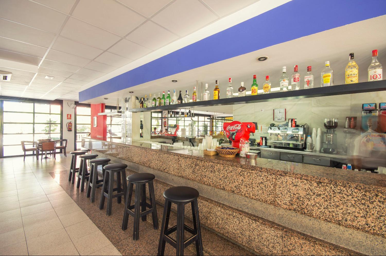 Azuline Hoteles Mar Amantis & II Sant Antoni de Portmany Екстериор снимка