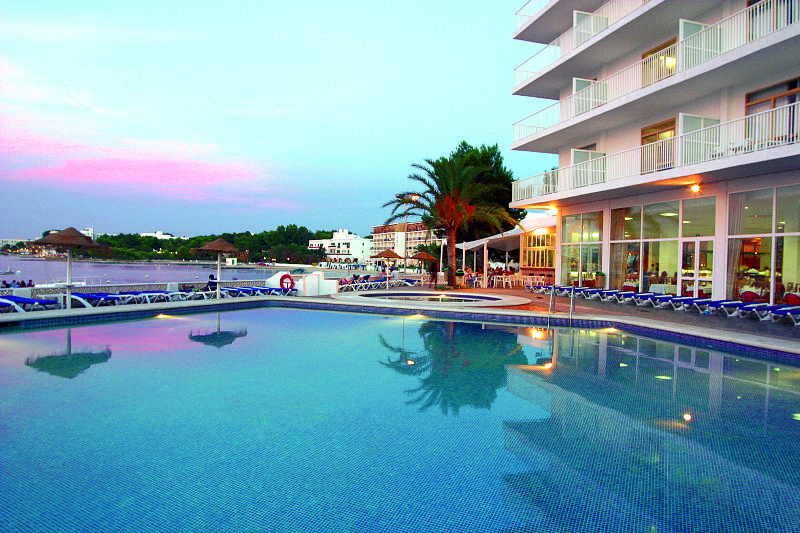 Azuline Hoteles Mar Amantis & II Sant Antoni de Portmany Екстериор снимка