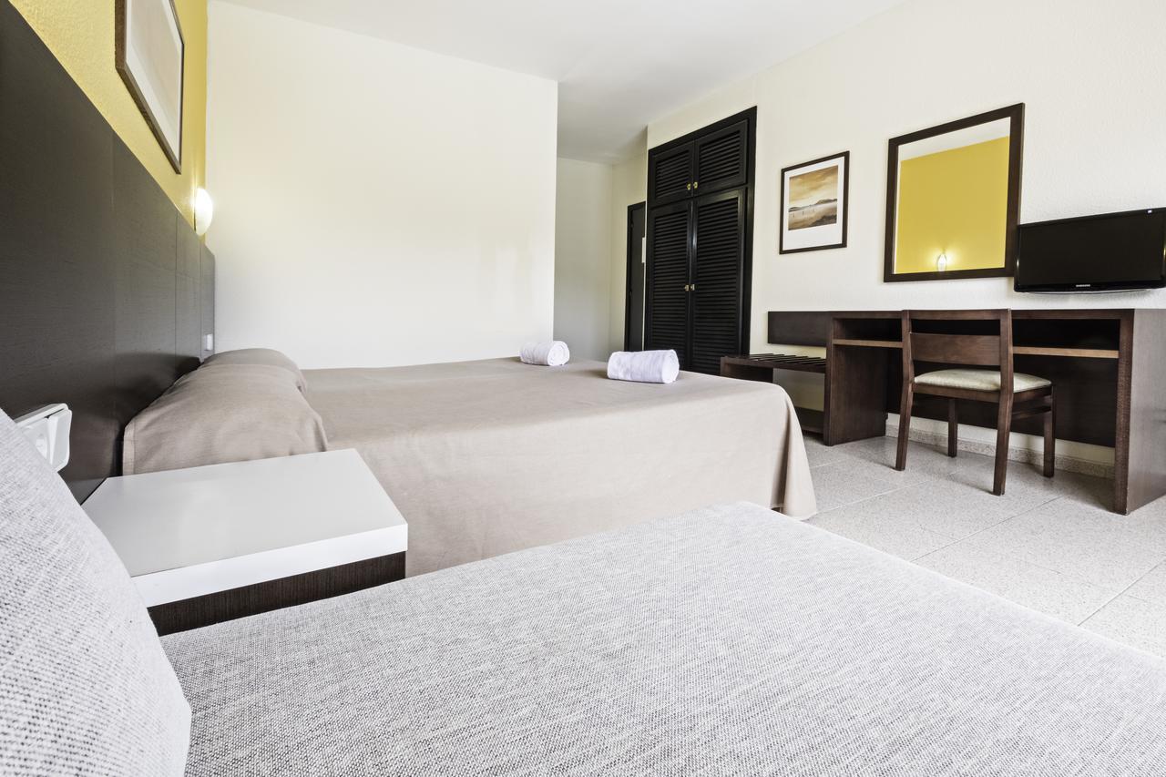 Azuline Hoteles Mar Amantis & II Sant Antoni de Portmany Екстериор снимка