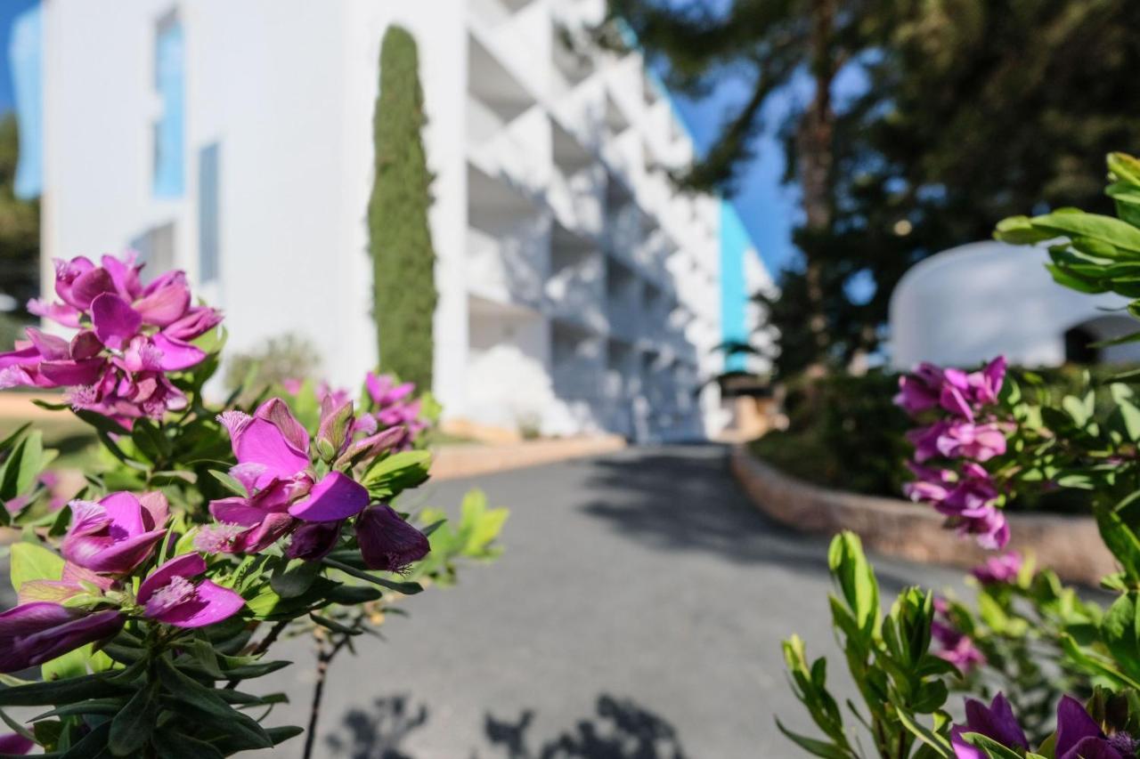 Azuline Hoteles Mar Amantis & II Sant Antoni de Portmany Екстериор снимка